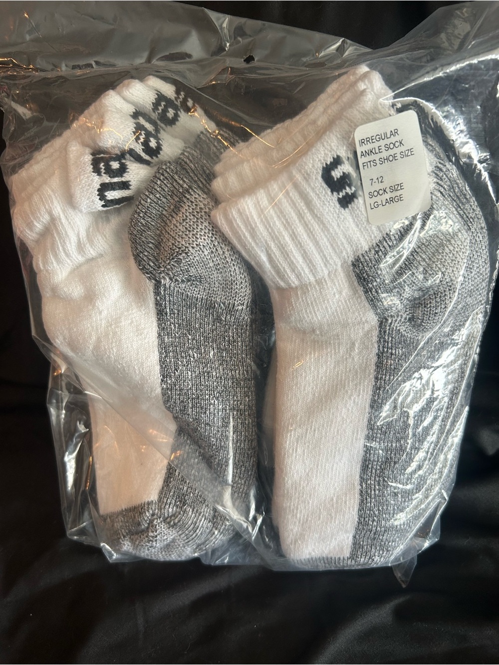 Comfort Crew Ankle Socks in White & Gray - Pack of 2
